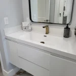 vacation rental cleaning-bathroom-cleaning